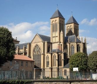 История аббатства Св. Викентия насчитыва