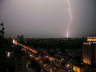 Гроза в Сучжоу.