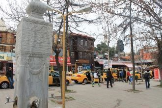 Люди в Текирдаге.