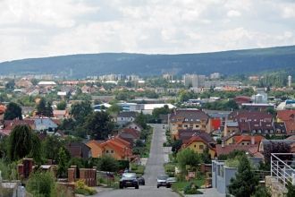 Город Нове-Место-над-Вагом с высоты.