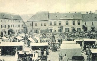 Город Нове-Место-над-Вагом в прошлом.