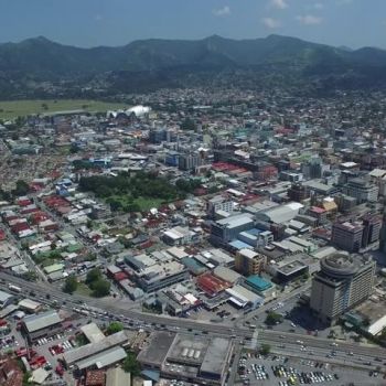 Порт-оф-Спейн с высоты.