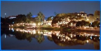 Ночная жизнь города Чианг Май.