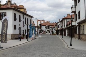 Узкие и живописные улочки старой Коньи.