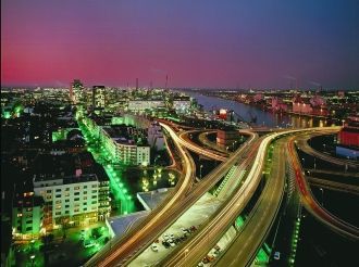 Ночной вид на&nbsp;Людвигсхафен-на-Рейне