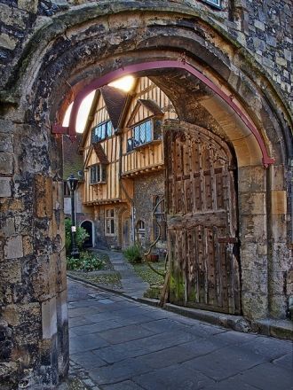 Средневековые ворота, Винчестер, Англия