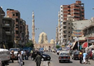 На улице города Танта.