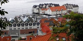 Порт Сандвикена с высоты.