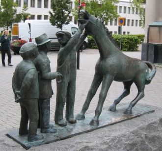 Памятники города&nbsp;Сандвикен, Шыкция.