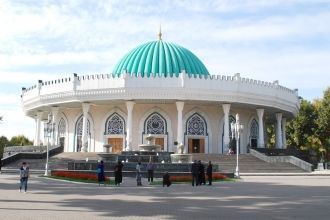 Музей имени Амира Темура в Ташкенте.