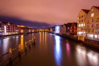 Вид на ночной Тронхейм.