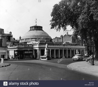 Былые времена в городе Челтнем.