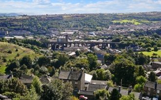 Хаддерсфилд - вид на город.