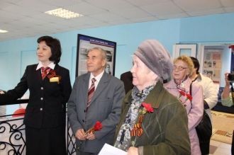 Местные жители.