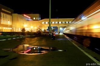 Ночная жизнь в городе Барабинск.