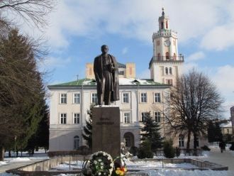 Памятник Т.Г.Шевченко в городе Самбор.