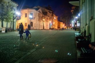 Ночная жизнь в городе Браслав.
