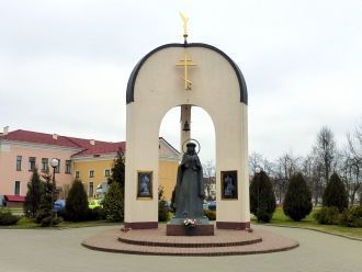 Памятник Анастасии Слуцкой .