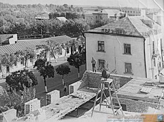 Строительство дома и магазина 