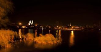 Ночная панорама города Лудза.