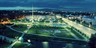 Город Тараз ночью.