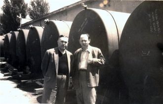 Былые времена в городе Яловены.