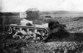 Подбитый под городом Расейняй советский 