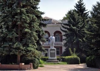 Памятник Ленину в Вулканештах.