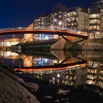 Ночные мосты города Саннвика.
