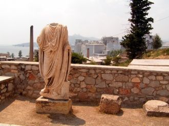 Руины в Элефсисе, Греция.