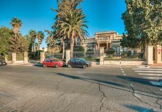 Улица Аттарда.