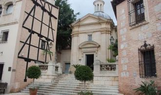 Испанская деревня – это музей под открыт