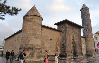 Достопримечательность Эрзурума.