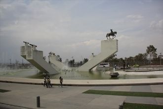 Памятник генералу Игнасио Сарагосы.