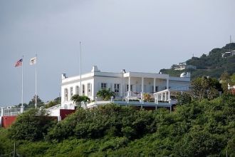 Особняк губернатора, Шарлотта Амалия, Се