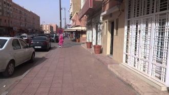 На улице города Эль-Аюн.