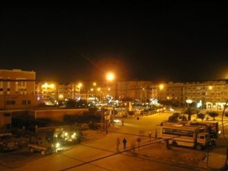 Город Эль-Аюн ночью.