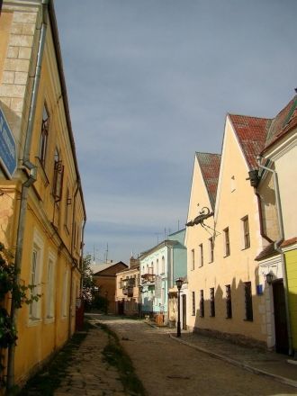 На улице города Каменец-Подольский.