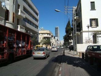 Улицы города Явне.