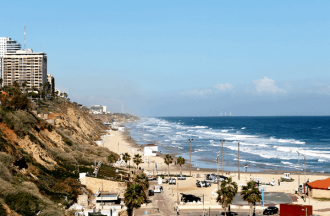 Вид с высоты на Хадеру