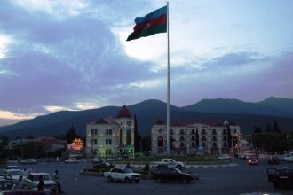 Вечер в городе Загатала.