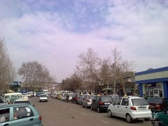 В городе Ангрен.