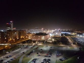 Назилли ночью.