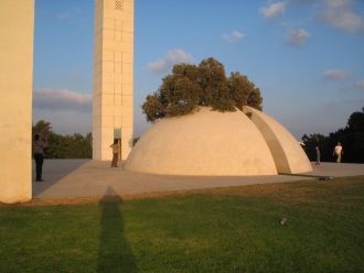 Достопримечательность Гиватаима.