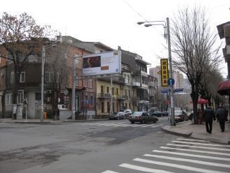 На одной из улиц Туманяна.