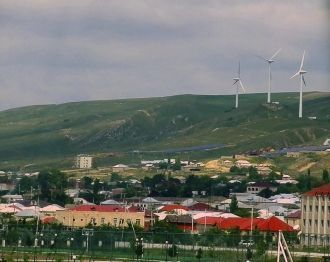 Вид на Гобустан с высоты.