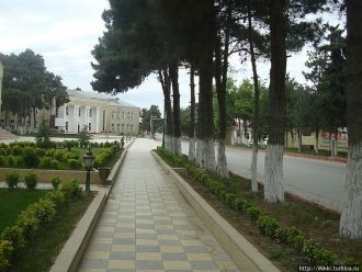 Улица в г. Шабран.