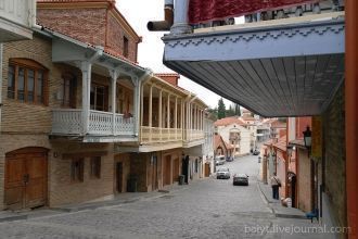 Улица Бараташвили