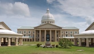 Административный центр