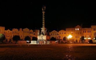 Броумов ночью.